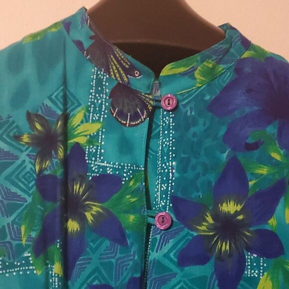 CM Shapes woman sleeveless tunics - Picture 3 of 8